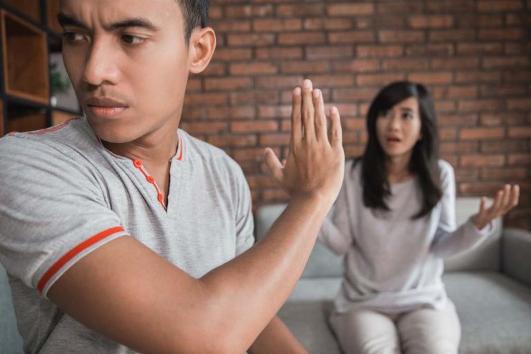 Divorce Attorney Helps You Divorce With Dignity